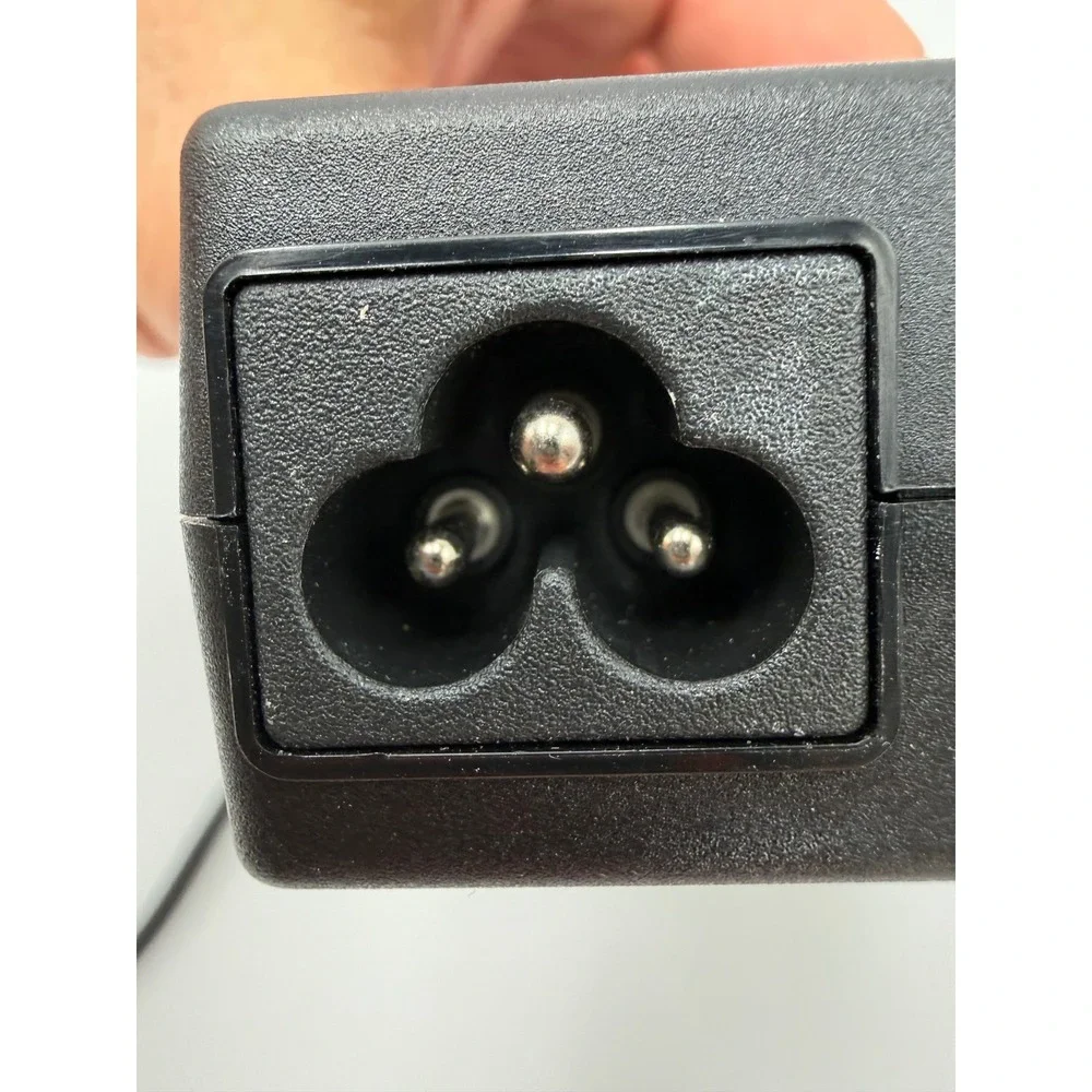 HP AC Adapter TPC-DA57 90W 19.5V‎ 4.62A Black Good 709566-003 Laptop Charger